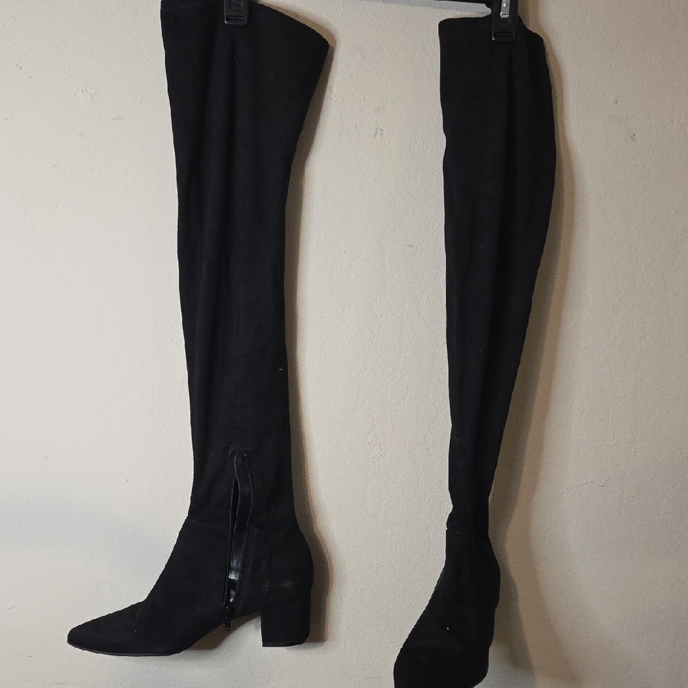 Elegant Black Over-the-Knee Boots
